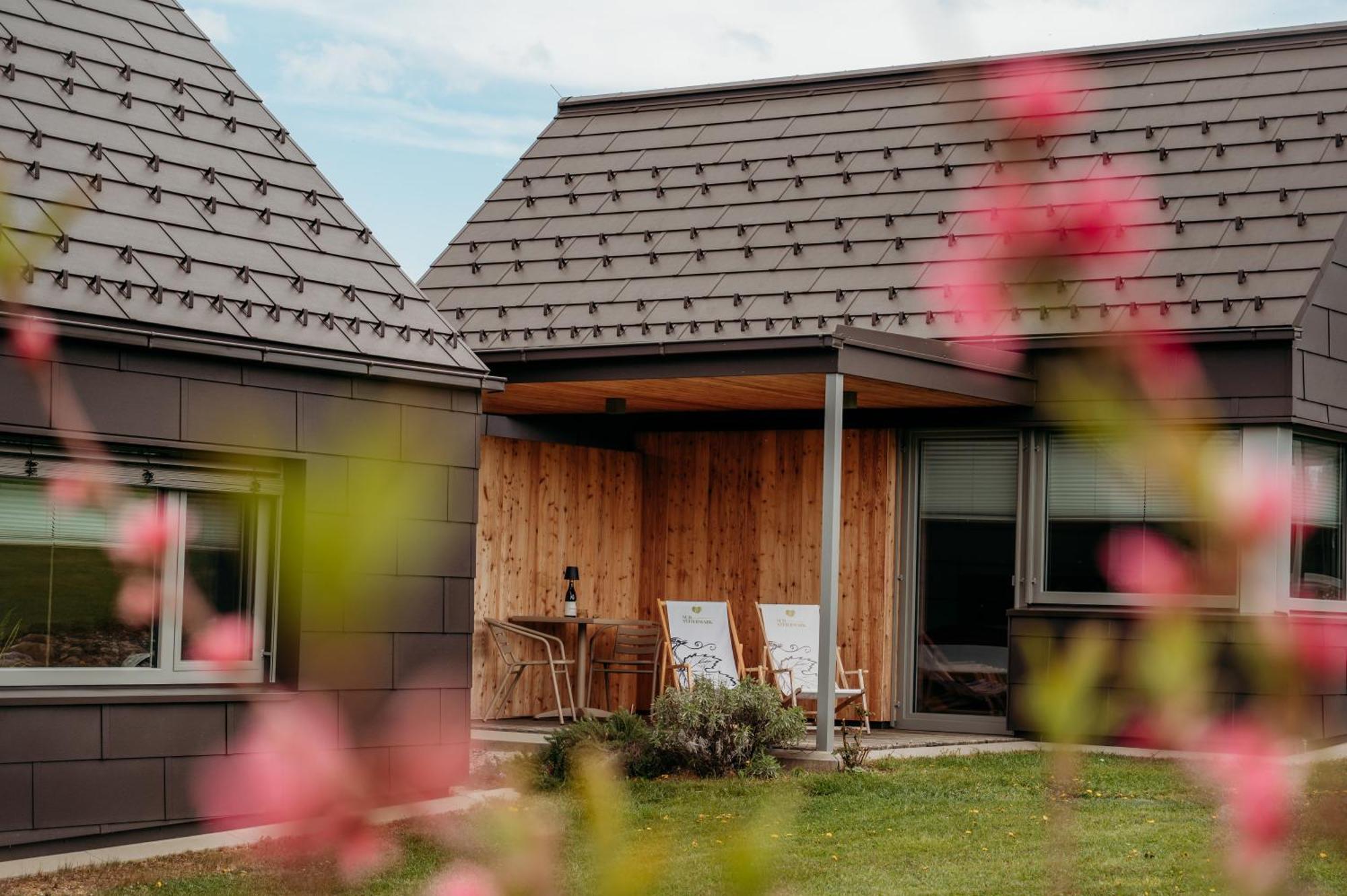 Weingut & Winzerhaeuser Skringer Holiday home Leutschach